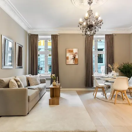 Apartment Exclusive And Spacious In Center *