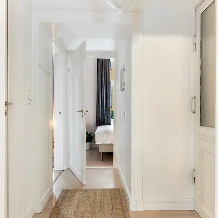 Lägenhet Exclusive And Spacious In Center