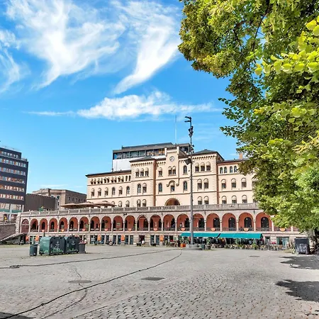 Lägenhet Exclusive And Spacious In Center *